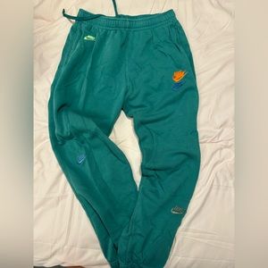 Nike joggers